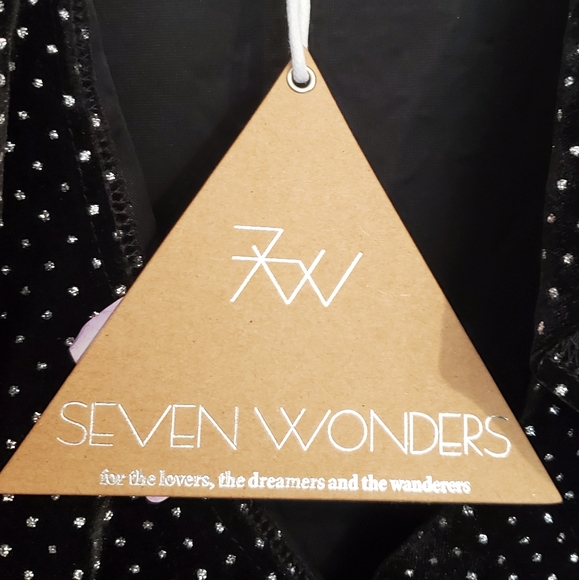 SEVEN WONDERS / 6 / Velvet Wrap Dress - Picture 4 of 5